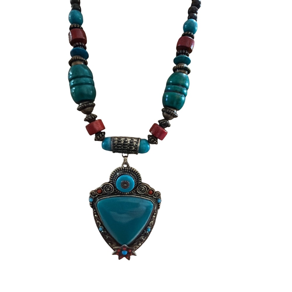 Boho Statement Necklace Turquoise Style Pendant Wood Beaded Southwestern